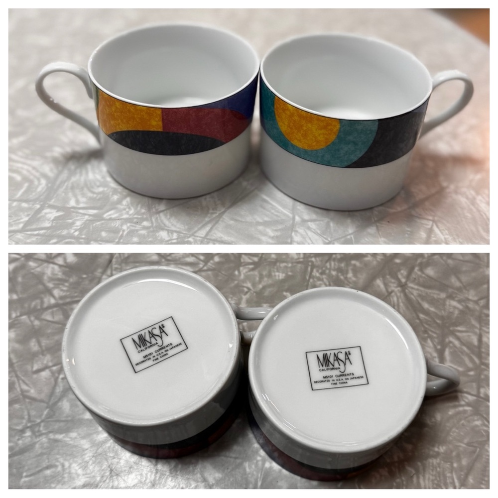 2 Mikasa Currents Abstract Design Ceramic mugs in the M5101 California pattern.